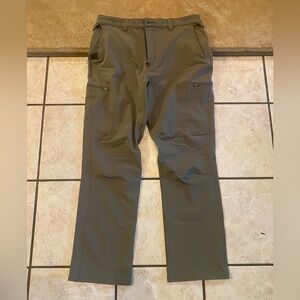 Duck Camp Cargo Pants